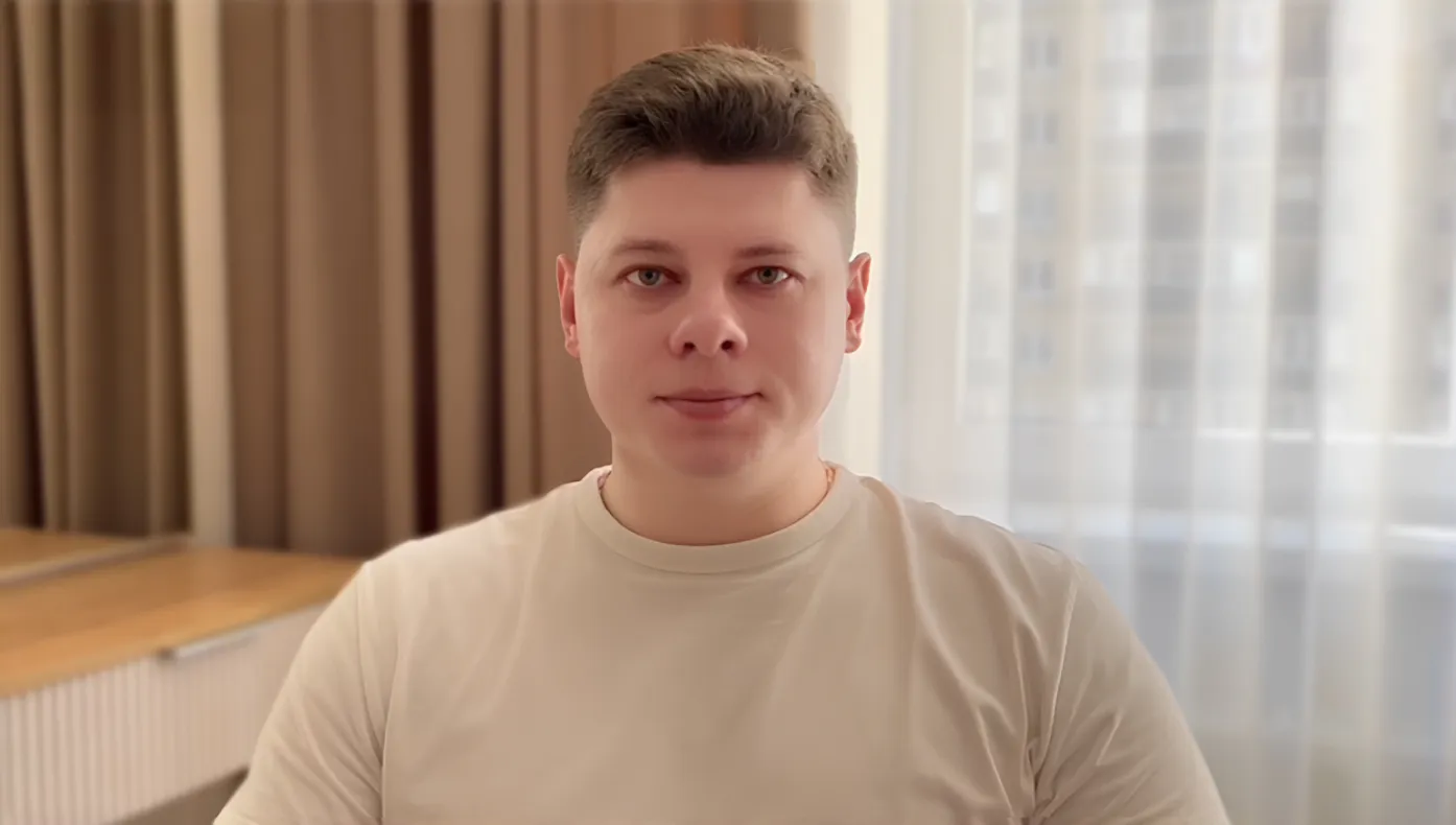 Алексей – руководитель отдела маркетинга ART6 рассказывает о партнёрской программе в Симферополе Алексей – руководитель отдела маркетинга ART6 рассказывает о партнёрской программе в Симферополе